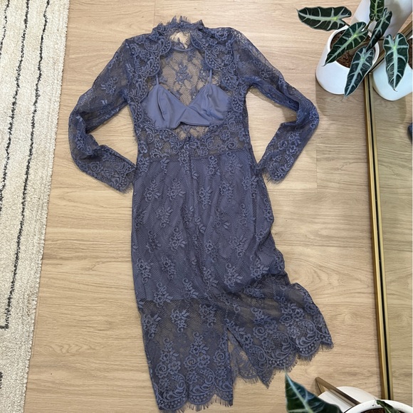 Revolve - NBD - Periwinkle Open Back Lace Midi Dress - Size S - Picture 5 of 7